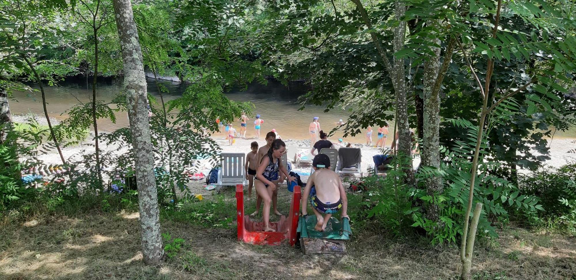 Camping Ushuaia Villages Le Viaduc Arlebosc Luaran gambar